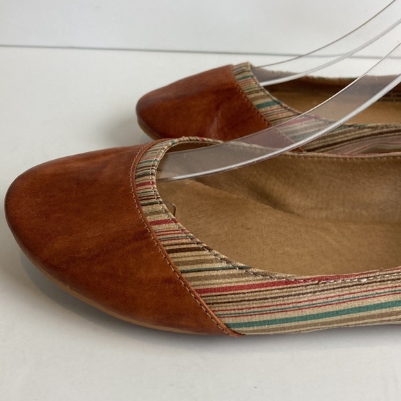 Miz Mooz Kazu Flats Brown Leather Pinstripe Accent Shoes Ankle Straps 7 Comfort - Picture 5 of 16